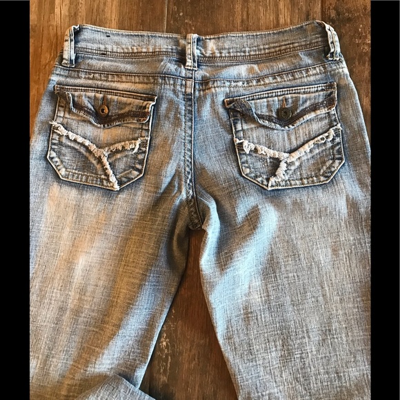 BONGO Light Washed Denim Boot Cut Jeans - Picture 5 of 5